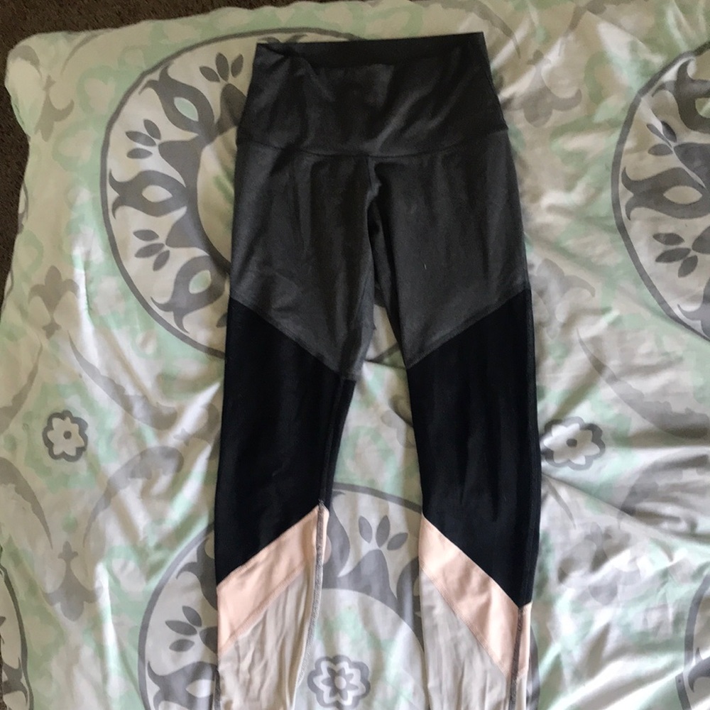Grey leggings